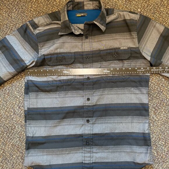 Eddie Bauer Striped Button-Up Shirt Black Gray Blue Size Medium - Picture 4 of 5